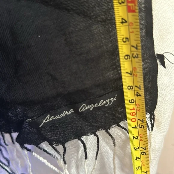 Scarf - Picture 7 of 8